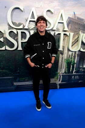 Premiere of the new series La casa de los espíritus Dani Moreno El Gallo during the premiere of La casa de los espíritus, the new Amazon Prime series, on April 9, 2026, in Madrid Spain Based on the successful novel by Isabel Allende, La casa de los espíritus 09 APRIL 2026 Madrid Madrid Spain  Copyright: xJosexVelascox 7427250