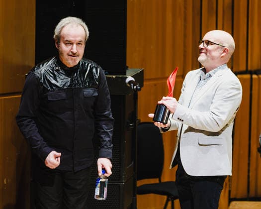 Gunning Inspiration Award during the London Soundtrack Festival on Thursday 9 April 2026 David Arnold accepts the Gunning Inspiration Award during the London Soundtrack Festival on Thursday 9 April 2026 at Barbican Hall , London. David Arnold was presented the award by festival artistic director Michael Beek., Credit:Julie Edwards Avalon  Copyright: xJuliexEdwardsx xAvalonx 1089865075