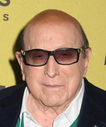 Clive Davis at arrivals for LORNE Premiere, Alice Tully Hall at Lincoln Center, New York, NY, April 09, 2026. Photo By: Quoin Pics Everett Collection LORNE Premiere PUBLICATIONXNOTxINxCANxCHNxFRAxITAxJPNxNORxPOLxRUSxESPxUKxUSA