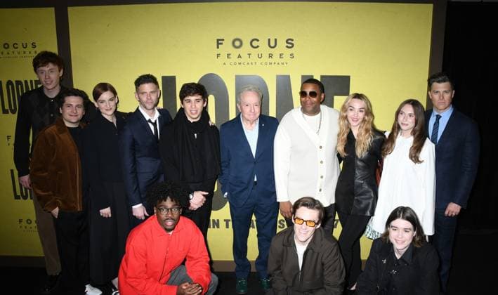 Lorne Michaels (center), Ben Marshall, Veronika Slowikowska, Jeremy Culhane, Kam Patterson, Marcello Hernández, Kenan Thompson, Chloe Fineman, Jane Wickline, Colin Jost at arrivals for LORNE Premiere, Alice Tully Hall at Lincoln Center, New York, NY, April 09, 2026. Photo By: Quoin Pics Everett Collection LORNE Premiere PUBLICATIONXNOTxINxCANxCHNxFRAxITAxJPNxNORxPOLxRUSxESPxUKxUSA