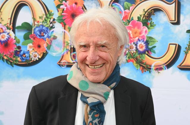 Swiss cabaret artist Emil Steinberger comes to the Cologne premiere of Circus Roncalli