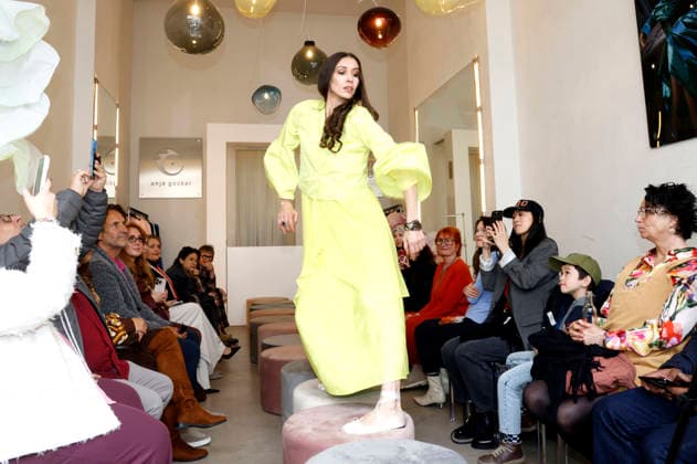 Lia Kemendi at the Anja Gockel Fashion Show Fresh for the senses in the Paris 44 showroom by Anja Gockel Berlin, 10 04 2026 Foto:xAgenturxWehnertx xduxVinagex xFuturexImagex gockel_6481