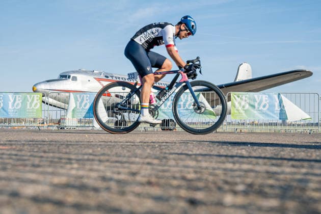 News Bilder des Tages Berlin,11.04.2026,VELOBerlin ist das Fahrradfestival auf dem ehemaligen Flughafen Tempelhof *** Berlin,11 04 2026,VELOBerlin is the bicycle festival at the former Tempelhof Airport