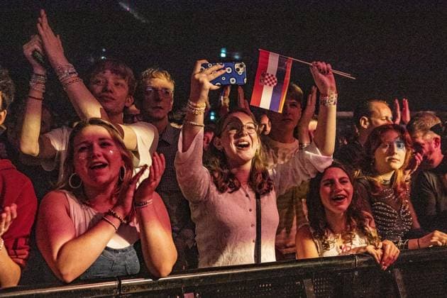 AMSTERDAM - Eurovision fans at AFAS Live during Eurovision in Concert. During the concert, various participants perform their entries for the Song Contest. ANP PAUL BERGEN netherlands out - belgium out  Copyright: xx x555570387x originalFilename: 555570387.jpg