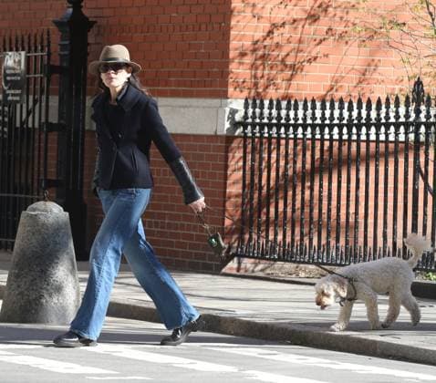 Julianna Margulies seen walking her adorable pooch out in the West Village Featuring: Julianne Marguiles Where: New York City, New York, United States When: 11 Apr 2026 Credit: Rob Davis INSTARimages EDITORIAL USE ONLY. NOT FOR USE BY NEWSPAPERS BASED IN THE UK. Copyright: xx instar55611783