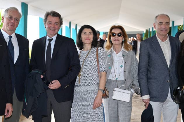 François Baroin, his wife Stéphanie, Jean François Copé and his wife Nadia Celebrities at the final of the Rolex Monte Carlo Masters at the Monte Carlo Country Club in Monaco on 12 April 2026 Bruno Bebert Bestimage Celebrities at the final of the Rolex Monte Carlo Masters at the Monte Carlo Country Club in Monaco on 12 April 2026 Monte Carlo Monaco  Copyright: xBrunoxBebertx xBestimagexBrunoxBebertx xBestimagex