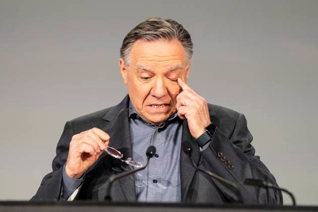 April 12, 2026, Drummondville, Pq, CANADA: Quebec premier Francois Legault is overcome with emotion while giving remarks at the CAQ leadership convention, in Drummondville, Que., on Sunday, April 12, 2026. Drummondville CANADA  - ZUMAc35_ 20260412_zaf_c35_048 Copyright: xChristopherxKatsarovx