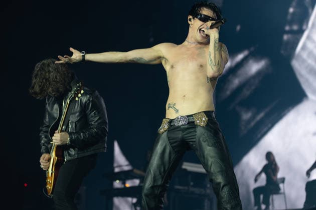 Yungblud live at M&S Bank Arena, Liverpool, UK, 12 April 2026 Yungblud live at M&S Bank Arena, Liverpool, UK, 12 April 2026, Credit:Tom Szul Avalon Liverpool, UK  Copyright: xTomxSzulx xAvalonx 1090569570