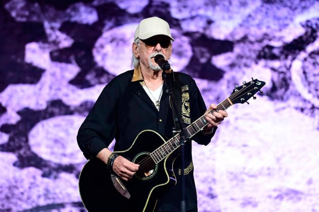 Karl Heinz Ulrich from Die Amigos live at a concert of the erLebe jetzt Tour at the Messe Veranstaltungshalle Löbau, 12 04 2026 Foto:xM.xWehnertx xFuturexImagex amigos_6408