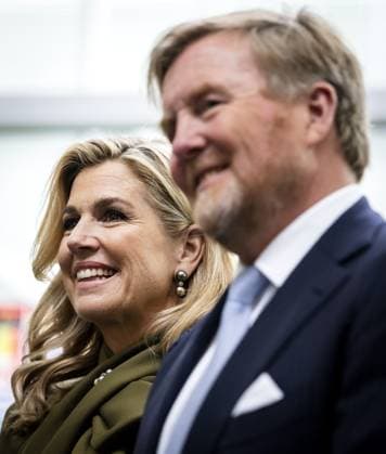 PHILADELPHIA - King Willem-Alexander and Queen Maxima are visiting the Kensington Creative & Performing Arts High School in Fishtown, a developing neighborhood where American and Dutch art and architecture are visible. The visit was part of a three-day working visit to Philadelphia, Washington D.C., and Miami in the United States (US). REMKO DE WAAL ANP netherlands out - belgium out  Copyright: xx x555732311x originalFilename: 555732311.jpg