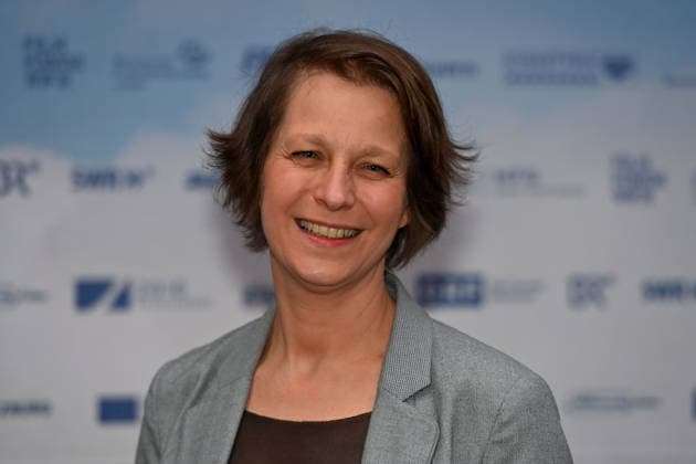 Barbara Pachl Eberhart author , single picture,cropped single motif,portrait,portrait,portrait pemiere by VIER MINUS DREI on 13 03420226 in Munich Red Carpet,Red Carpet