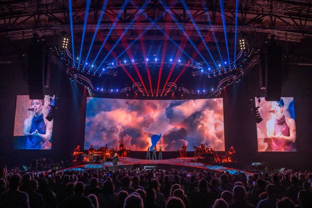 Eros Ramazzotti will thrill audiences with an energetic live performance at the Arena Leipzig on April 13, 2026 as part of his Una Storia Importante world tour, captivating them with emotional songs and an impressive stage show Eros Ramazotti Leipzig
