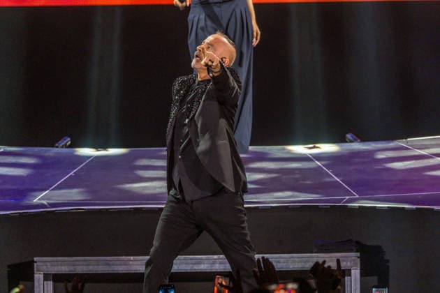 Eros Ramazzotti will thrill audiences with an energetic live performance at the Arena Leipzig on April 13, 2026 as part of his Una Storia Importante world tour, captivating them with emotional songs and an impressive stage show Eros Ramazotti Leipzig