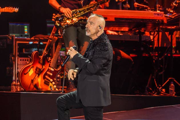 Eros Ramazzotti will thrill audiences with an energetic live performance at the Arena Leipzig on April 13, 2026 as part of his Una Storia Importante world tour, captivating them with emotional songs and an impressive stage show Eros Ramazotti Leipzig