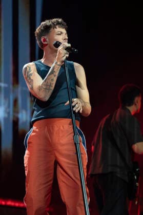 Louis Tomlinson Performs in Madrid, Spain - 13 Apr 2026 Singer Louis Tomlinson performs at the Movistar Arena in Madrid. Madrid Spain Copyright: xAtilanoxGarciax xSOPAxImagesx photos12815