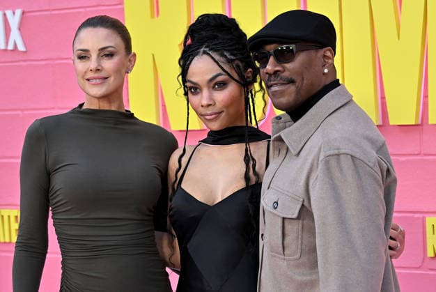 Netflix™s ˜Roommates™ Premiere Paige Butcher, Bella Murphy and Eddie Murphy arriving to Netflix™s Roommates premiere held at the Egyptian Theatre on April 13, 2026 in Hollywood, CA. Hollywood Egyptian Theatre California USA Copyright: xStarbuck xAFF-USA.COMx