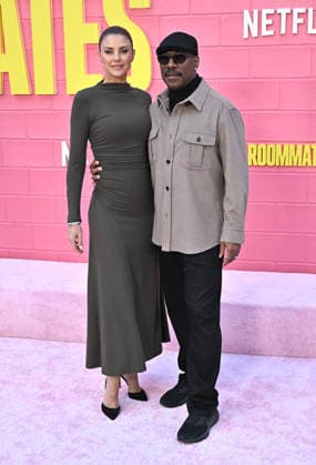 Netflix™s ˜Roommates™ Premiere Paige Butcher and Eddie Murphy arriving to Netflix™s Roommates premiere held at the Egyptian Theatre on April 13, 2026 in Hollywood, CA. Hollywood Egyptian Theatre California USA Copyright: xStarbuck xAFF-USA.COMx