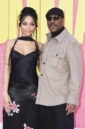 Bella Murphy, Eddie Murphy at arrivals for ROOMMATES Premiere, The Egyptian Theatre Hollywood, Los Angeles, CA, April 13, 2026. Photo By: Elizabeth Goodenough Everett Collection ROOMMATES Premiere PUBLICATIONXNOTxINxCANxCHNxFRAxITAxJPNxNORxPOLxRUSxESPxUKxUSA