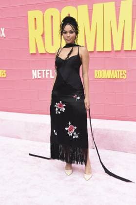 Bella Murphy at arrivals for ROOMMATES Premiere, The Egyptian Theatre Hollywood, Los Angeles, CA, April 13, 2026. Photo By: Elizabeth Goodenough Everett Collection ROOMMATES Premiere PUBLICATIONXNOTxINxCANxCHNxFRAxITAxJPNxNORxPOLxRUSxESPxUKxUSA