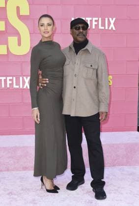 Paige Butcher, Eddie Murphy at arrivals for ROOMMATES Premiere, The Egyptian Theatre Hollywood, Los Angeles, CA, April 13, 2026. Photo By: Elizabeth Goodenough Everett Collection ROOMMATES Premiere PUBLICATIONXNOTxINxCANxCHNxFRAxITAxJPNxNORxPOLxRUSxESPxUKxUSA
