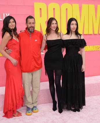 Roommates Premiere - Los Angeles, USA LOS ANGELES, USA. April 13, 2026: Sunny Sandler, Adam Sandler, Jackie Sandler & Sadie Sandler at the premiere for Roommates at the Egyptian Theatre. Los Angeles CA USA  Copyright: xPaulxSmith Featureflashx
