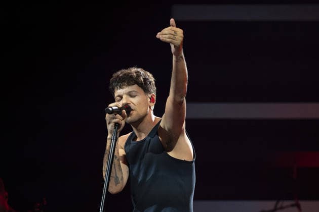 Louis Tomlinson performs The singer Louis Tomlinson performs during his performance at the Movistar Arena on April 13, 2026, in Madrid, Spain Featuring: The singer Louis Tomlinson performs during his performance at the Movistar Arena on April 13, 2026, in Madrid, Spain Where: Madrid, Spain When: 13 Apr 2026 Credit: Oscar Gonzalez WENN Madrid Spain Copyright: xOscarxGonzalez WENNx wenn41240613 OFA ZOJx wenn41240613