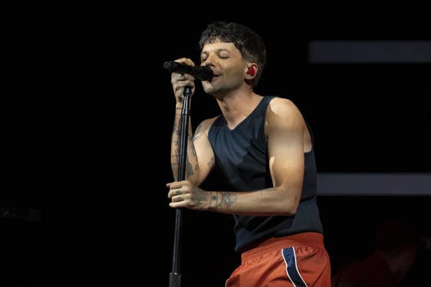 Louis Tomlinson performs The singer Louis Tomlinson performs during his performance at the Movistar Arena on April 13, 2026, in Madrid, Spain Featuring: The singer Louis Tomlinson performs during his performance at the Movistar Arena on April 13, 2026, in Madrid, Spain Where: Madrid, Spain When: 13 Apr 2026 Credit: Oscar Gonzalez WENN Madrid Spain Copyright: xOscarxGonzalez WENNx wenn41240614 OFA ZOJx wenn41240614