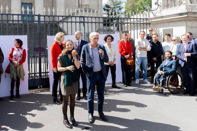 Paris, France le 14 Avril, 2026 - Ceremonie de decrochage des portraits de Cecile Kohler et Jacques Paris devant l Assemblee nationale POLITIQUE, ASSEMBLEE NATIONALE, OTAGES, IRAN, LIBERATION, LIBERTE  Copyright: xVincentxIsorex