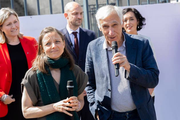 Paris, France le 14 Avril, 2026 - Ceremonie de decrochage des portraits de Cecile Kohler et Jacques Paris devant l Assemblee nationale POLITIQUE, ASSEMBLEE NATIONALE, OTAGES, IRAN, LIBERATION, LIBERTE  Copyright: xVincentxIsorex