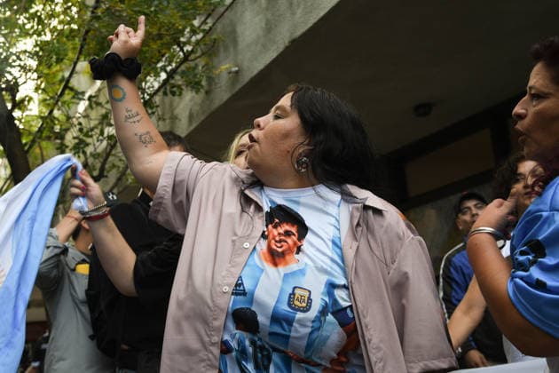 Resumption of the trial for the death of Diego Maradona Several people during the restart of the trial for the death of Diego Armando Maradona, on April 14, 2026, in Buenos Aires Argentina Hearing in the courts of San Isidro, in the province of Buenos Aires, where the second trial for the death of Diego Armando Maradona resumes from scratch, with seven health professionals accused of simple homicide with malice aforethought for alleged negligence in his home care 14 APRIL 2026 MARADONA TRIAL ARGENTINOS DIEGO ARMANDO D10S JUSTICE COURTS Sebastiá Buenos Aires Buenos Aires Buenos Aires Argentina  Copyright: xSebastianxHipperdingerx 7439528