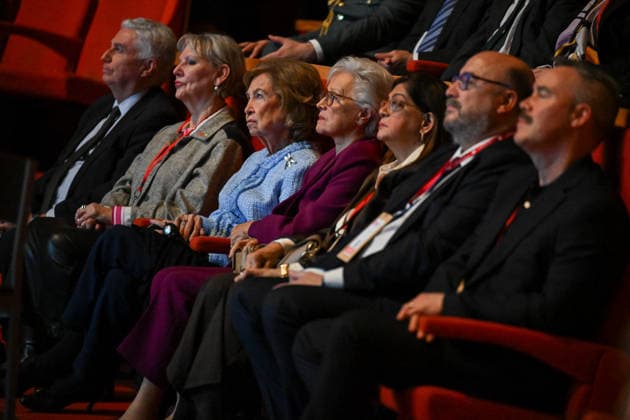 Royals At 37th Global Conference of Alzheimer Disease International - Lyon Princess Muna Al Hussein, Queen Sofía of Spain attending the 37th Global Conference of Alzheimer’s Disease International (ADI) in Lyon, France on April 14, 2026. Photo by Julien Reynaud APS-Medias ABACAPRESS.COM Lyon France  Copyright: xReynaudxJulien APS-Medias ABACAx