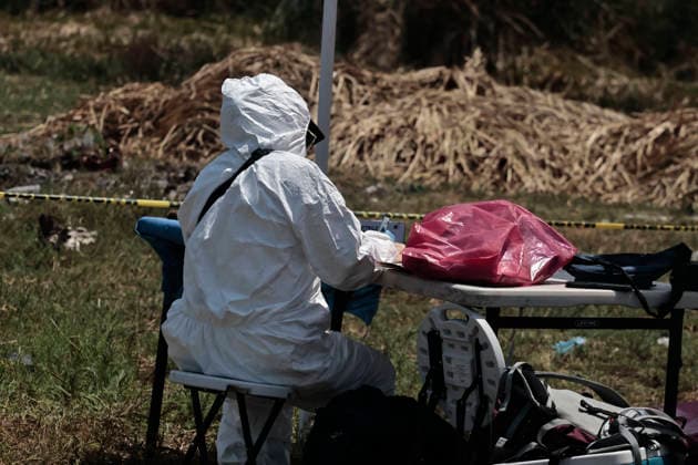 April 14, 2026, Mexico City, Cdmx, Mexico: Between the borders of the Tlahuac region of Mexico City and Chalco, State of Mexico, lie the lagoons that divide these areas. Within a particular zone known as Lagunas de La Habana (Havana Lagoons), more than 500 human skeletal remains (teeth and bones from different parts of the body) have been found to date, buried in the mud at a very shallow depth. This is because it is a chinampa (floating garden) area, making it impossible that this area was used as a cemetery. The remains are found at a very shallow depth; after only 20 centimeters, the water reaches the lagoon. The search continues, carried out by personnel from the Attorney General s Offices, police, the National Guard, and the State - ZUMAp204 20260414_zip_p204_024 Copyright: xJosuexPerezx