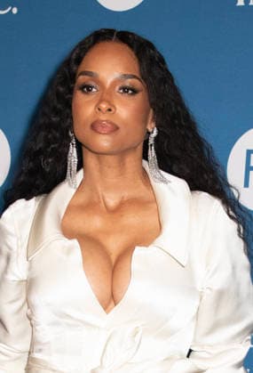 NEW YORK, NY- APRIL 14: Ciara at the 2026 FIT Annual Gala Honoring Honoring Richard Dickson at the Cathedral of St. John the Divine on April 14, 2026 in New York City. Credit: AdMedia New York City USA - ZUMAa123 20260414_zaa_a123_026 Copyright: xJackxFyckex