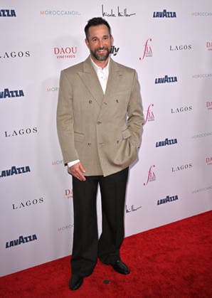 The Daily Front Row™s Fashion Awards 2026 Noah Wyle arriving to The Daily Front Row™s 10th Annual Fashion Los Angeles Awards held at the Beverly Hills Hotel on April 14, 2026 in Beverly Hills, CA. Beverly Hills Beverly Hills Hotel California USA Copyright: xStarbuck xAFF-USA.COMx