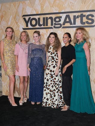 Entertainment Bilder des Tages #2 2026 YoungArts Gala New York, NY Sarah Arison, Michi Jigarjian, Gillian Hearst-Shaw, Marisa Tomei, Misty Copeland and Sandy Tamer at the 2026 Young Arts New York Gala on April 14, 2026 Credit: Chris Gonzalez AdMedia EDITORIAL USE ONLY  Copyright: xx AdMediax admphotostwo981962