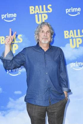 Peter Farrelly at arrivals for BALLS UP Premiere, Harmony Gold Theater, Los Angeles, CA, April 14, 2026. Photo By: Elizabeth Goodenough Everett Collection BALLS UP Premiere PUBLICATIONXNOTxINxCANxCHNxFRAxITAxJPNxNORxPOLxRUSxESPxUKxUSA