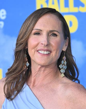 Amazon MGM Studios™s ˜Balls Up™ Premiere Molly Shannon arriving at Amazon MGM Studios™s Balls Up? premiere held at the Harmony Gold Theatre on April 14, 2026 in Los Angeles, CA. Los Angeles Harmony Gold Theatre California USA Copyright: xLeexWattx xAFF-USA.COMx
