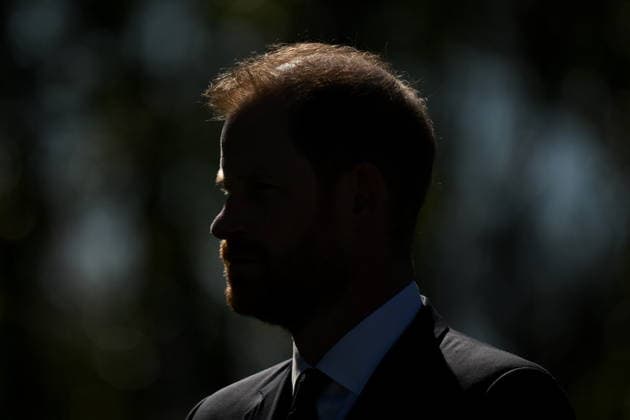 HARRY AND MEGHAN AUSTRALIA VISIT, Prince Harry, Duke of Sussex attends a smoking ceremony at the ˜For Our Country™ memorial during his visit to the Australian War Memorial in Canberra, Wednesday, April 15, 2026. ( NO ARCHIVING CANBERRA AUSTRALIAN CAPITAL TERRITORY AUSTRALIA  Copyright: xLUKASxCOCHx 20260415166601825500