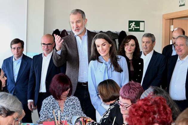 The King and Queen visit the José María de Llanos Foundation on the occasion of the 25th anniversary of the Escuela de Hostelería del Sur The Mayor of Madrid, José Luis Martínez Almeida, the Government Delegate of Madrid, Francisco Martín, King Felipe, Queen Letizia, the President of the Community of Madrid, Isabel Díaz Ayuso, and the Minister of Industry, Jordi Hereu, during their visit to the José María de Llanos Foundation on the occasion of the 25th anniversary of the Escuela de Hostelería del Sur , on April 15, 2026, in Madrid Spain Since 2001 it has been operating as a School of Hospitality, dedicated to the comprehensive training of future catering professionals, chefs, bartenders and waiters, whose training is provided by a select Copyright: xJosà xOlivax 7442895
