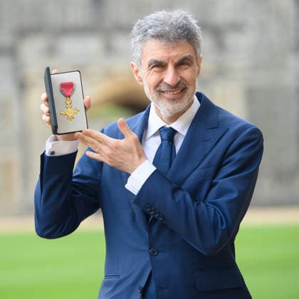 Investiture at Windsor Castle, Windsor, UK - Wed 15 April 2026 Professor Yoshua Bengio - Scientific Director, Canada s Artificial Intelligence Hub; UK special Artificial Intelligence Advisor and Member of the United Nation™s Scientific Advisory Board is awarded an OBE for services to Artificial Intelligence in the United Kingdom at Windsor Castle, Windsor, England, UK on Wednesday 15 April, 2026., Credit:Justin Ng Avalon UK, England, Windsor, Windsor Castle  Copyright: xJustinxNgx xAvalonx 1091227745