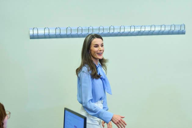Spanish Royals visit to the Jose Maria de Llanos Foundation Queen Letizia of Spain visit to the Jose Maria de Llanos Foundation to mark the 25th anniversary of the Escuela de Hosteleria del Sur at Jose Maria de Llanos Foundation on April 15, 2026 in Madrid, Spain Photo by IMAGO MPG Madrid Jose Maria de Llanos Foundation Madrid Spain  Copyright: xMPGx