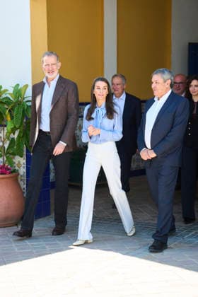 Spanish Royals visit to the Jose Maria de Llanos Foundation King Felipe VI of Spain, Queen Letizia of Spain visit to the Jose Maria de Llanos Foundation to mark the 25th anniversary of the Escuela de Hosteleria del Sur at Jose Maria de Llanos Foundation on April 15, 2026 in Madrid, Spain Photo by IMAGO MPG Madrid Jose Maria de Llanos Foundation Madrid Spain  Copyright: xMPGx