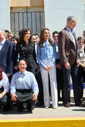 Spanish Royals visit to the Jose Maria de Llanos Foundation King Felipe VI of Spain, Queen Letizia of Spain, Isabel Diaz Ayuso, President of Madrid visit to the Jose Maria de Llanos Foundation to mark the 25th anniversary of the Escuela de Hosteleria del Sur at Jose Maria de Llanos Foundation on April 15, 2026 in Madrid, Spain Photo by IMAGO MPG Madrid Jose Maria de Llanos Foundation Madrid Spain  Copyright: xMPGx