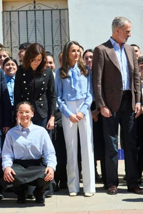 Spanish Royals visit to the Jose Maria de Llanos Foundation King Felipe VI of Spain, Queen Letizia of Spain, Isabel Diaz Ayuso, President of Madrid visit to the Jose Maria de Llanos Foundation to mark the 25th anniversary of the Escuela de Hosteleria del Sur at Jose Maria de Llanos Foundation on April 15, 2026 in Madrid, Spain Photo by IMAGO MPG Madrid Jose Maria de Llanos Foundation Madrid Spain  Copyright: xMPGx