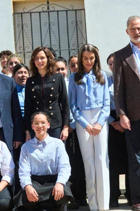 Spanish Royals visit to the Jose Maria de Llanos Foundation Queen Letizia of Spain, Isabel Diaz Ayuso, President of Madrid visit to the Jose Maria de Llanos Foundation to mark the 25th anniversary of the Escuela de Hosteleria del Sur at Jose Maria de Llanos Foundation on April 15, 2026 in Madrid, Spain Photo by IMAGO MPG Madrid Jose Maria de Llanos Foundation Madrid Spain  Copyright: xMPGx