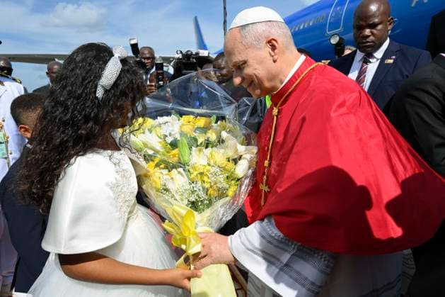 ALGERIA - POPE LEO XIV DURING THE FAREWELL CEREMONY FOR THE DEPARTURE FROM ALGERIA AT ALGIERS HOUARI BOUMEDIANE INTERNATIONAL AIRPORT - 2026 4 15 Cameroon,Vatican, 2026 4 15 Pope Leo XIV arrives at Yaounde Nsimalen International Airport in Yaounde, on the third day of an 11-day apostolic journey to Africa EDITORIAL USE ONLY - NO BOOKS Copyright: xVATICANxMEDIAx