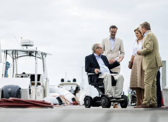 MIAMI - King Willem-Alexander and Queen Maxima are being shown around the Shake-a-Leg Marina, where they receive an explanation of the work of this organization that makes water sports accessible to people with disabilities. The visit was part of a three-day working visit to Philadelphia, Washington D.C., and Miami in the United States (US). REMKO DE WAAL ANP netherlands out - belgium out  Copyright: xx x555869062x originalFilename: 555869062.jpg