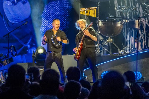The band Santiano with Björn Both, Hans Timm Hinrichsen, Axel Stosberg and Peter David Sage will be thrilling audiences at the Quarterback Immobilien Arena on April 15, 2026 as part of their tour Something is brewing with an energetic live show of folk rock and maritime sounds Andreas Fahnert has not been part of the Sant