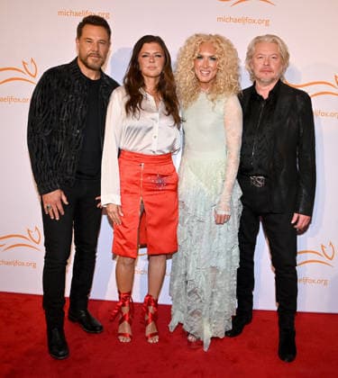 ˜A Country Thing Happened On The Way to Cure Parkinson™s™ Benefitting The Michael J. Fox Foundation Jimi Westbrook, Karen Fairchild, Kimberly Schlapman and Phillip Sweet from Little Big Town arriving at The Michael J. Fox Foundation™s A Country Thing Happened On The Way to Cure Parkinson™s held at The Fisher Center for the Performing Arts on April 15, 2026 in Nashville, TN. Nashville The Fisher Center for the Perfor Tennessee USA Copyright: xTammiexArroyo AFF-USA.comx