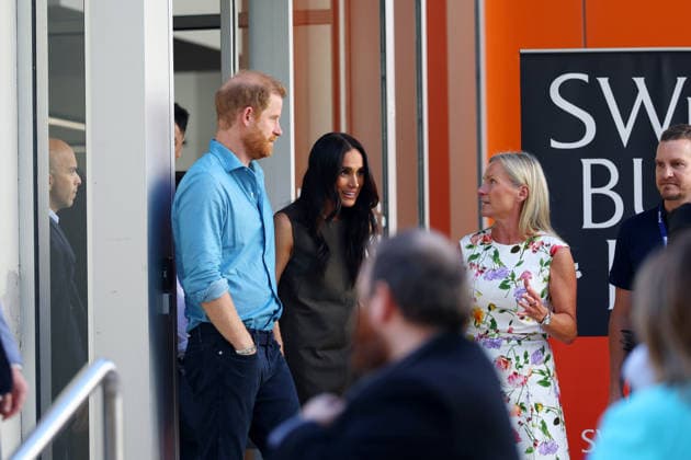 HARRY AND MEGHAN AUSTRALIA VISIT, Prince Harry and Meghan, the Duke and Duchess of Sussex prepare to depart at Swinburne University after a visit at the ÔbatyrÕ, a mental health engagement programme service during a visit to Australia, Melbourne, Thursday, April 16, 2026. ( NO ARCHIVING MELBOURNE VICTORIA AUSTRALIA  Copyright: xCONxCHRONISx 20260416118524838231